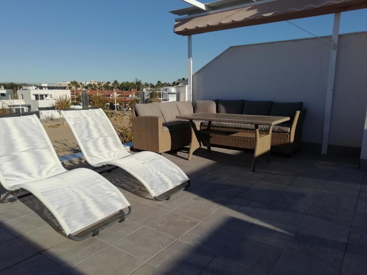 Luxury 3 Bed, 2 Bath Detached Villa, Prime Location, Only 400 Mtrs To The Beach *